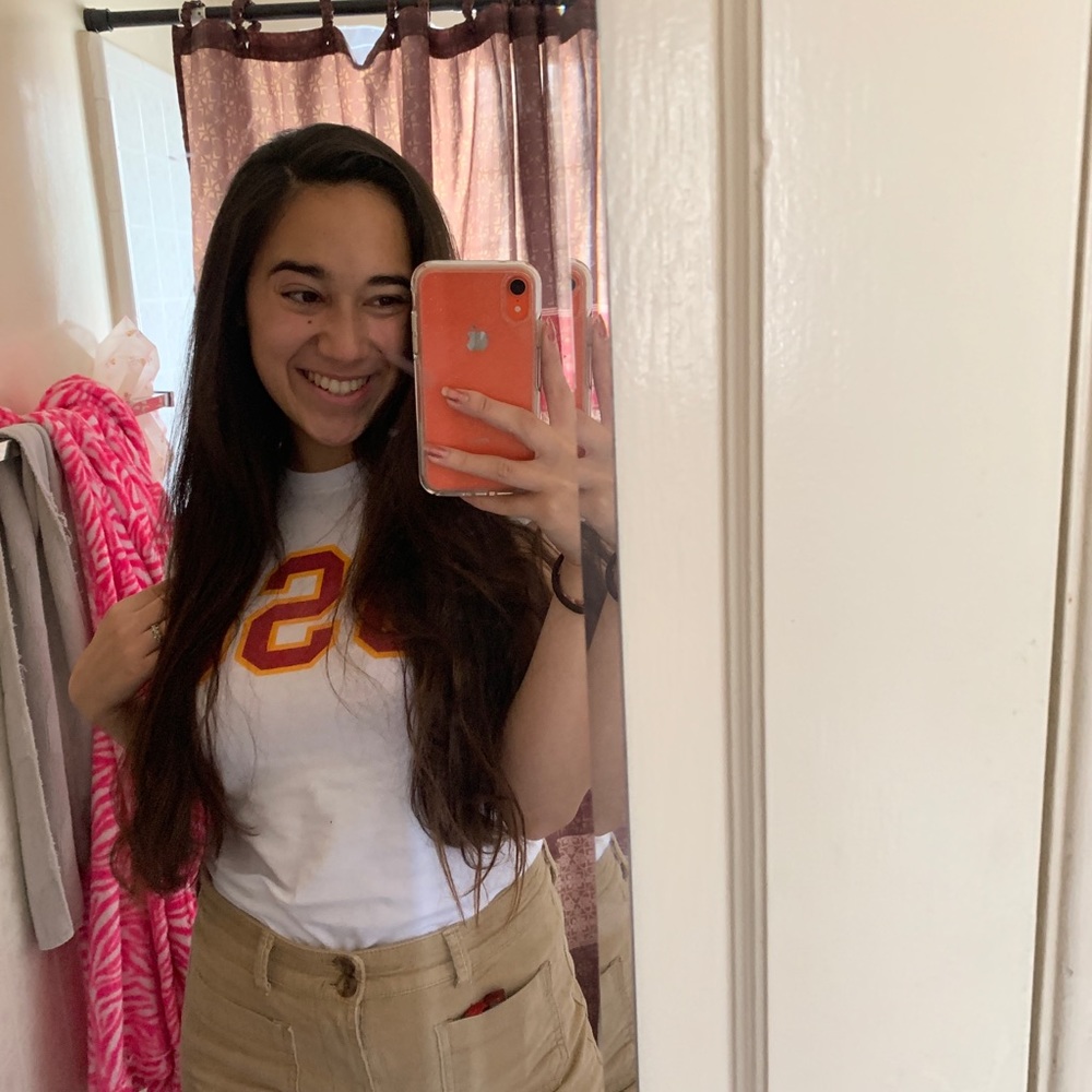 Meet your Posher, Danielle